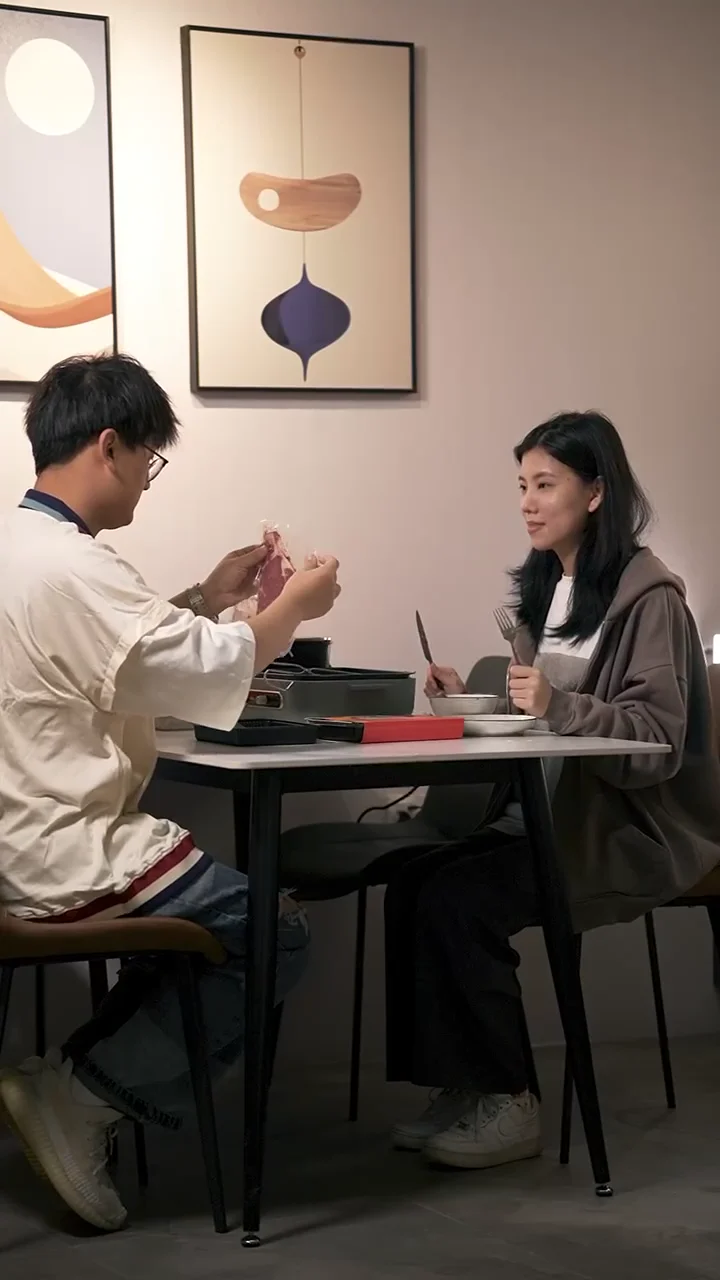 剧情实拍作品：人物对话场景